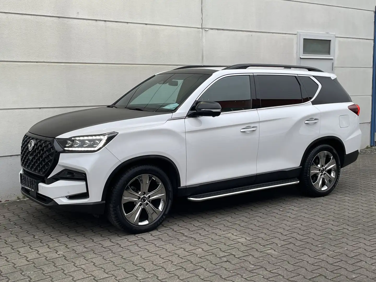 KGM Rexton 2,2 E-XDI 4WD 8AT  Sapphire 5S EL20 ACC TotwAss 36 Weiß - 2