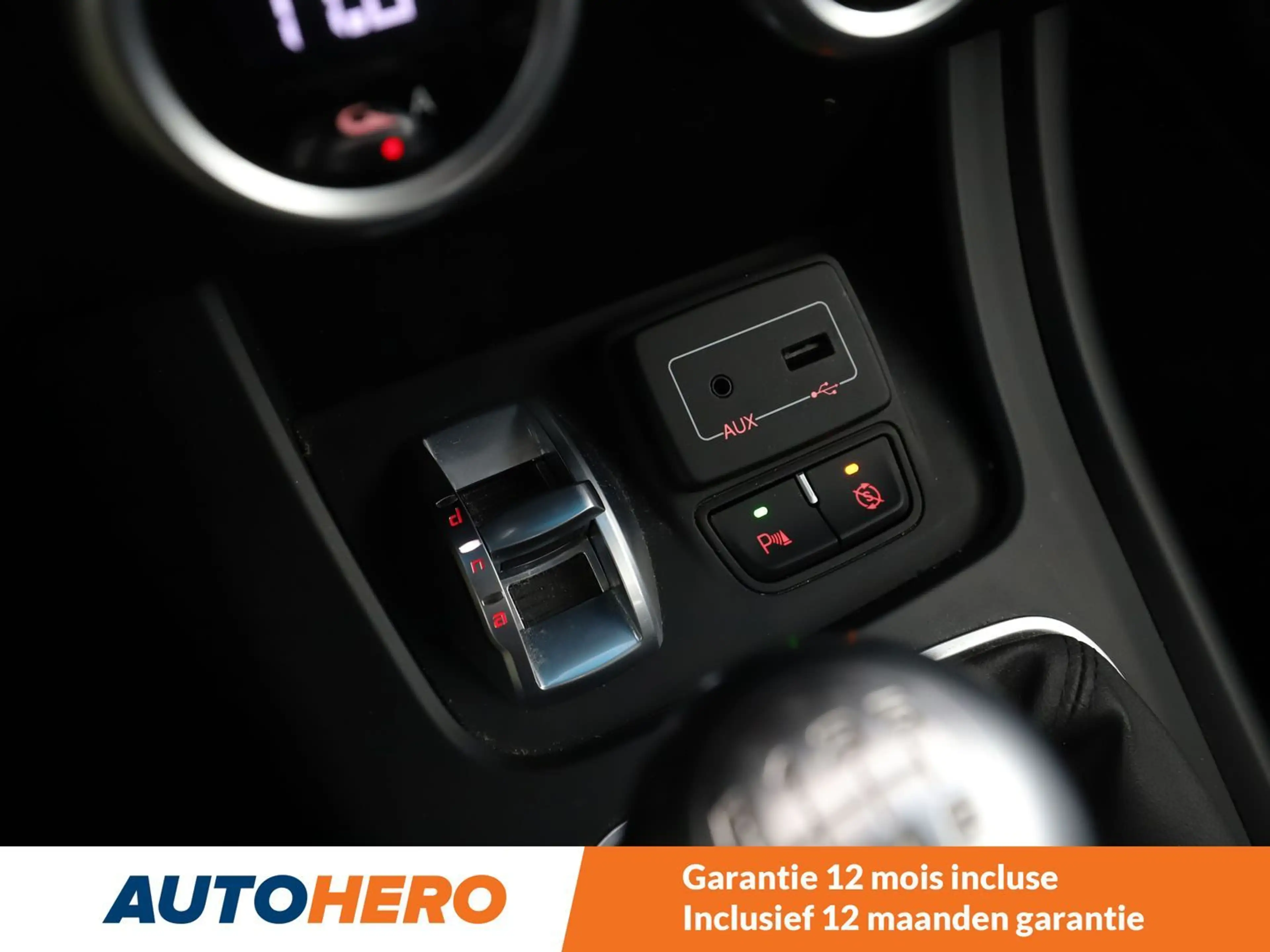 Alfa Romeo Giulietta 1.4 Turbo Super — photo 10