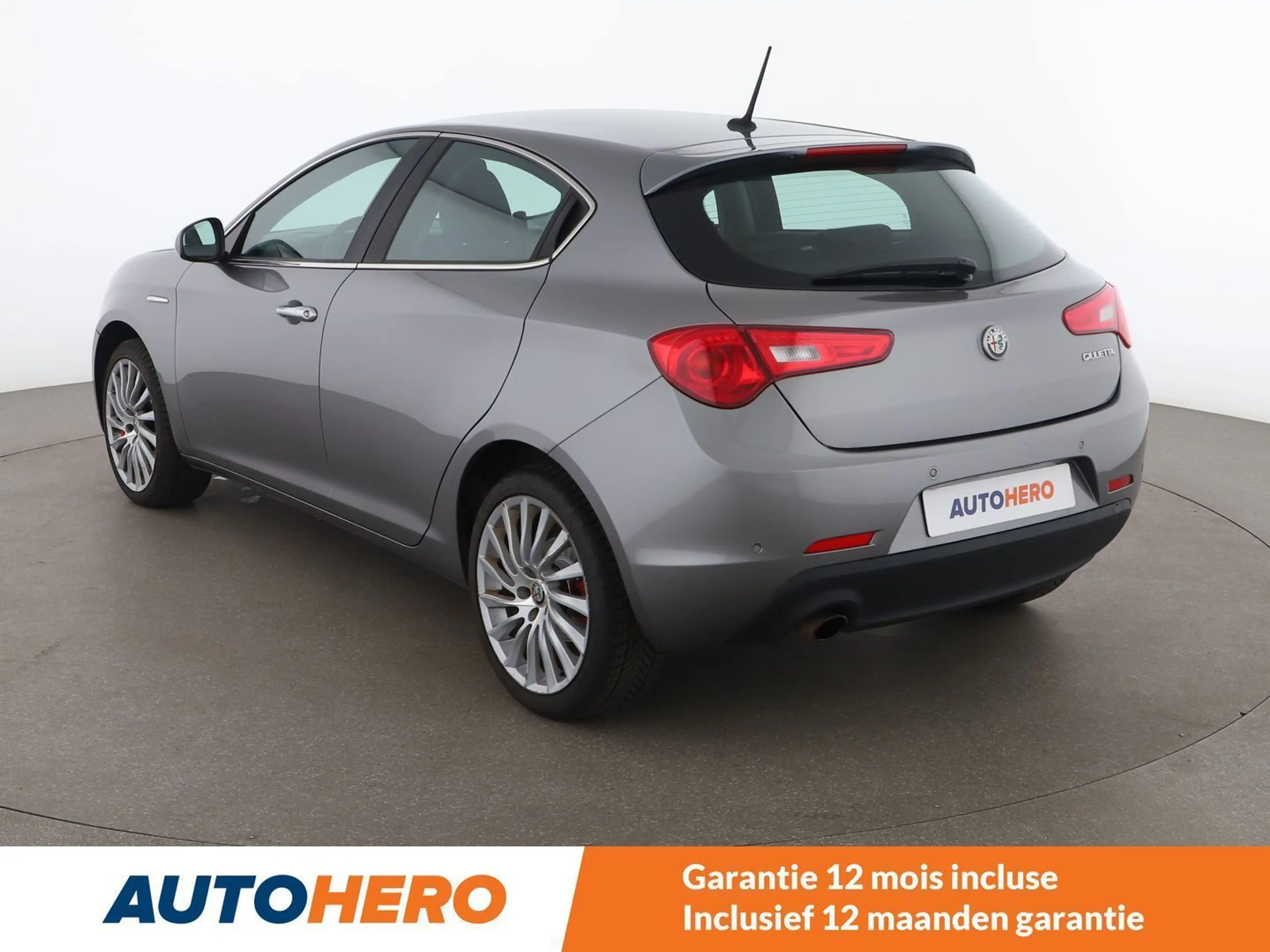 Alfa Romeo Giulietta 1.4 Turbo Super — photo 4
