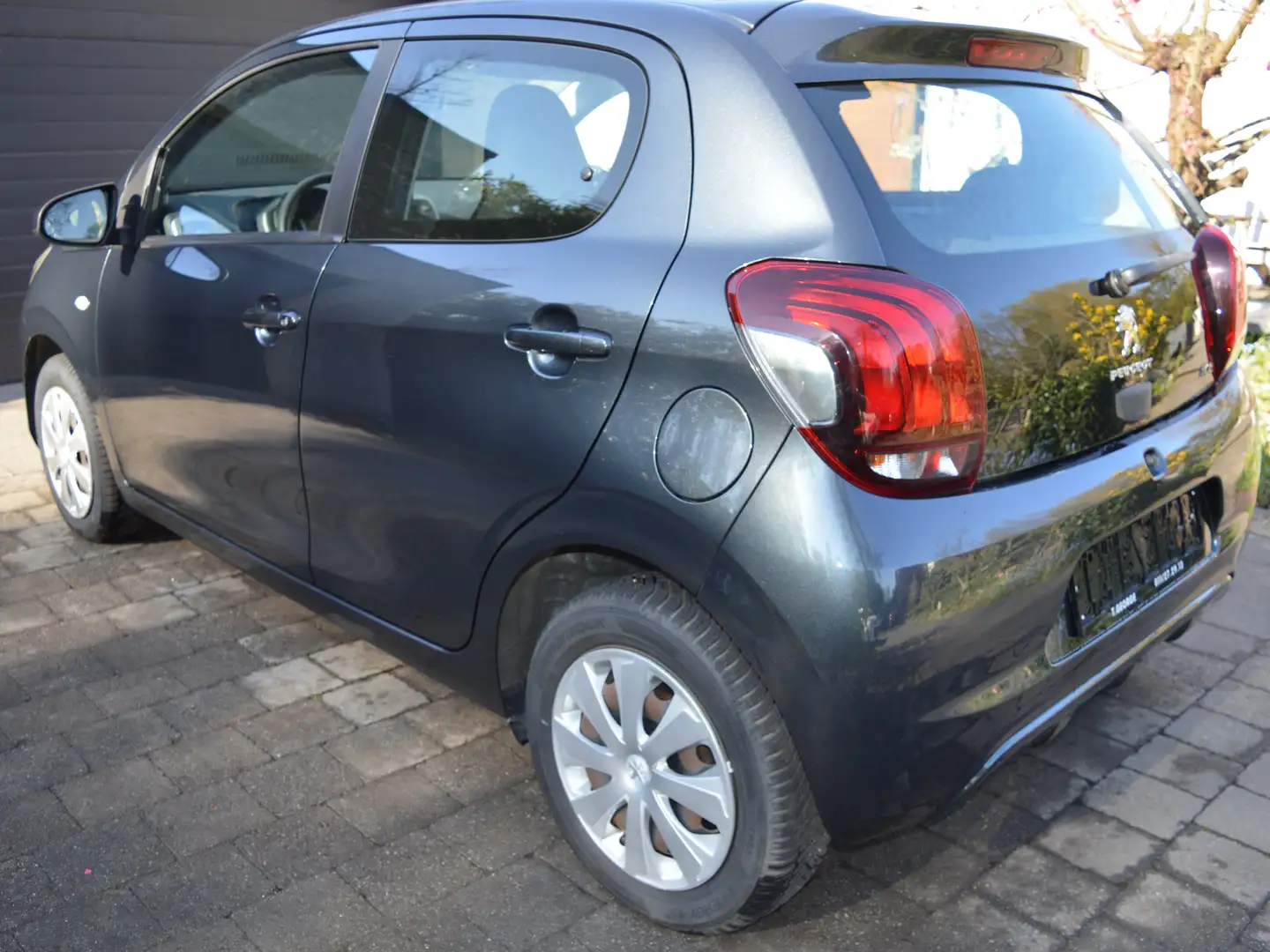 Peugeot 108 1.0 e-VTi Active S Grijs - 2