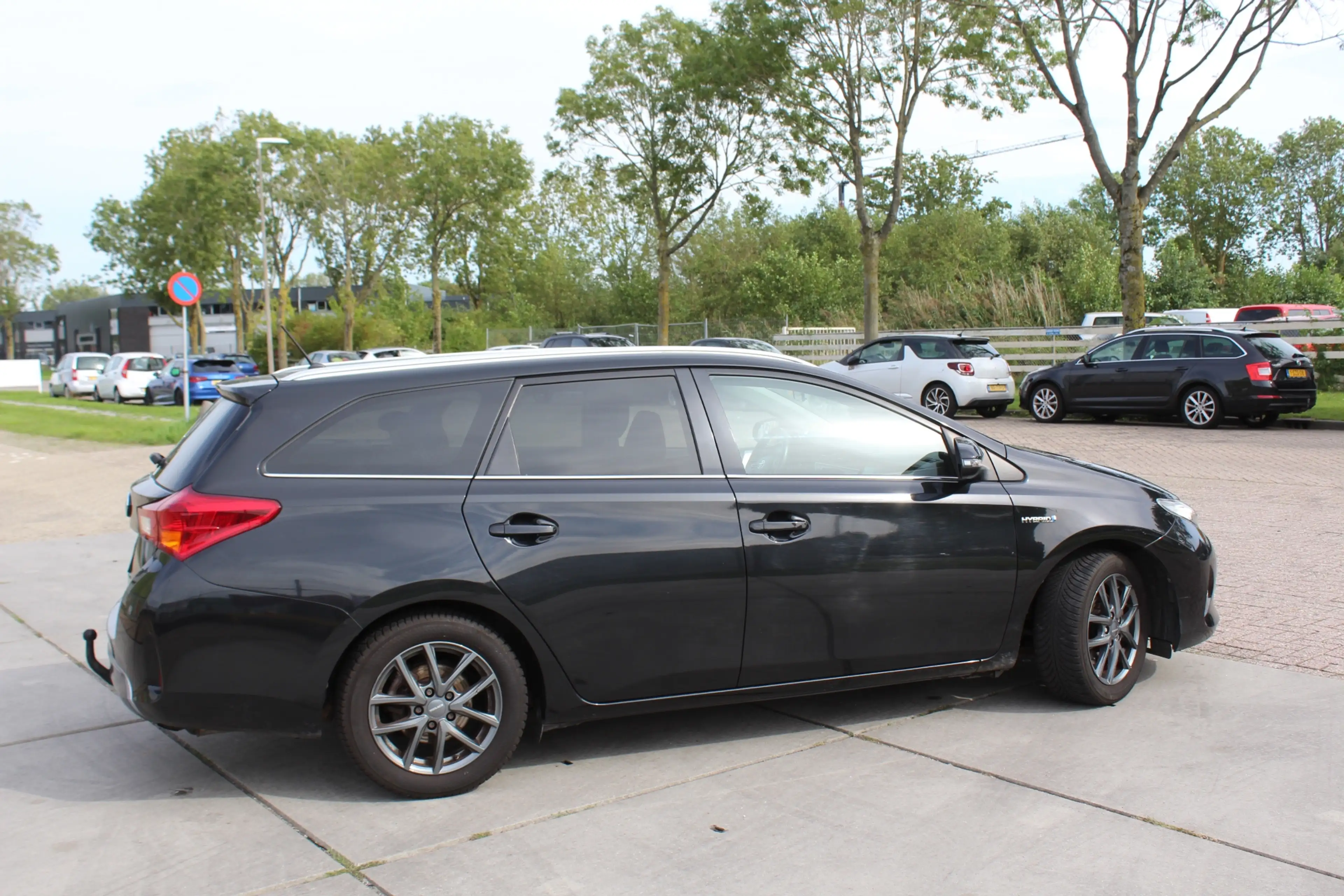 Toyota Auris Touring Sports 1.8 Hybrid Lease pano camera multim — photo 5