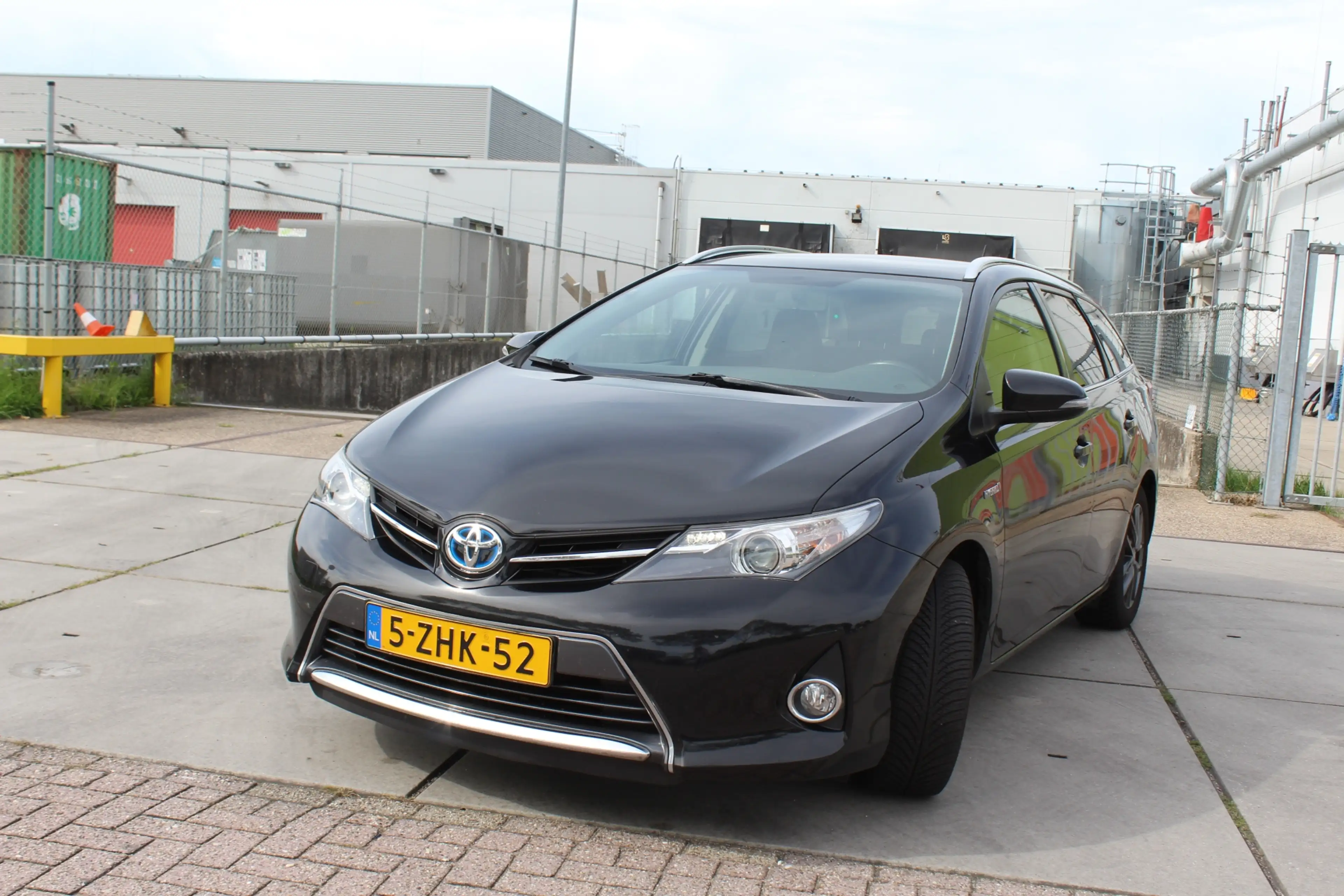 Toyota Auris Touring Sports 1.8 Hybrid Lease pano camera multim — photo 11