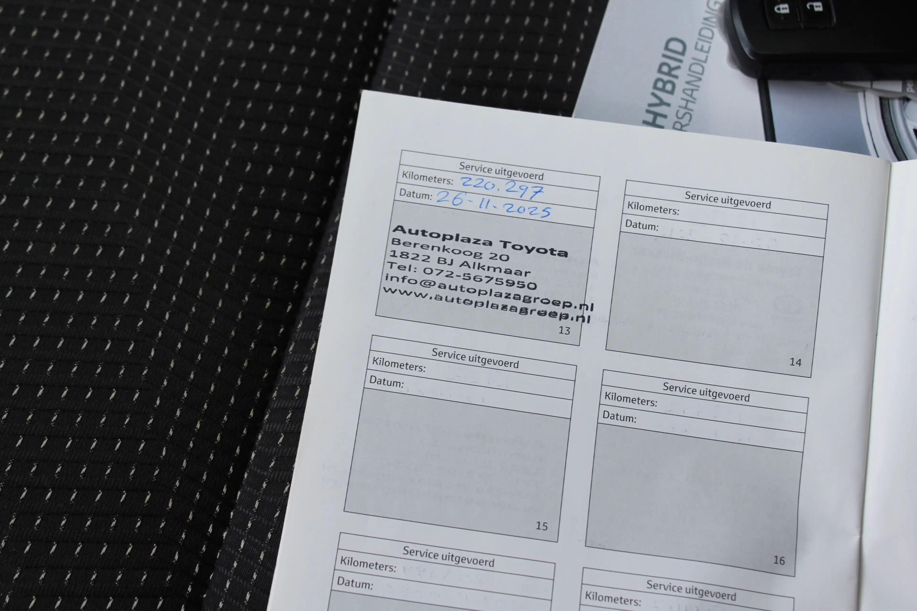 Toyota Auris Touring Sports 1.8 Hybrid Lease pano camera multim — photo 8