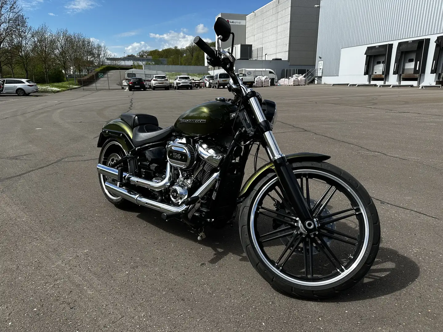 Harley-Davidson Breakout Breakout 114 - 1
