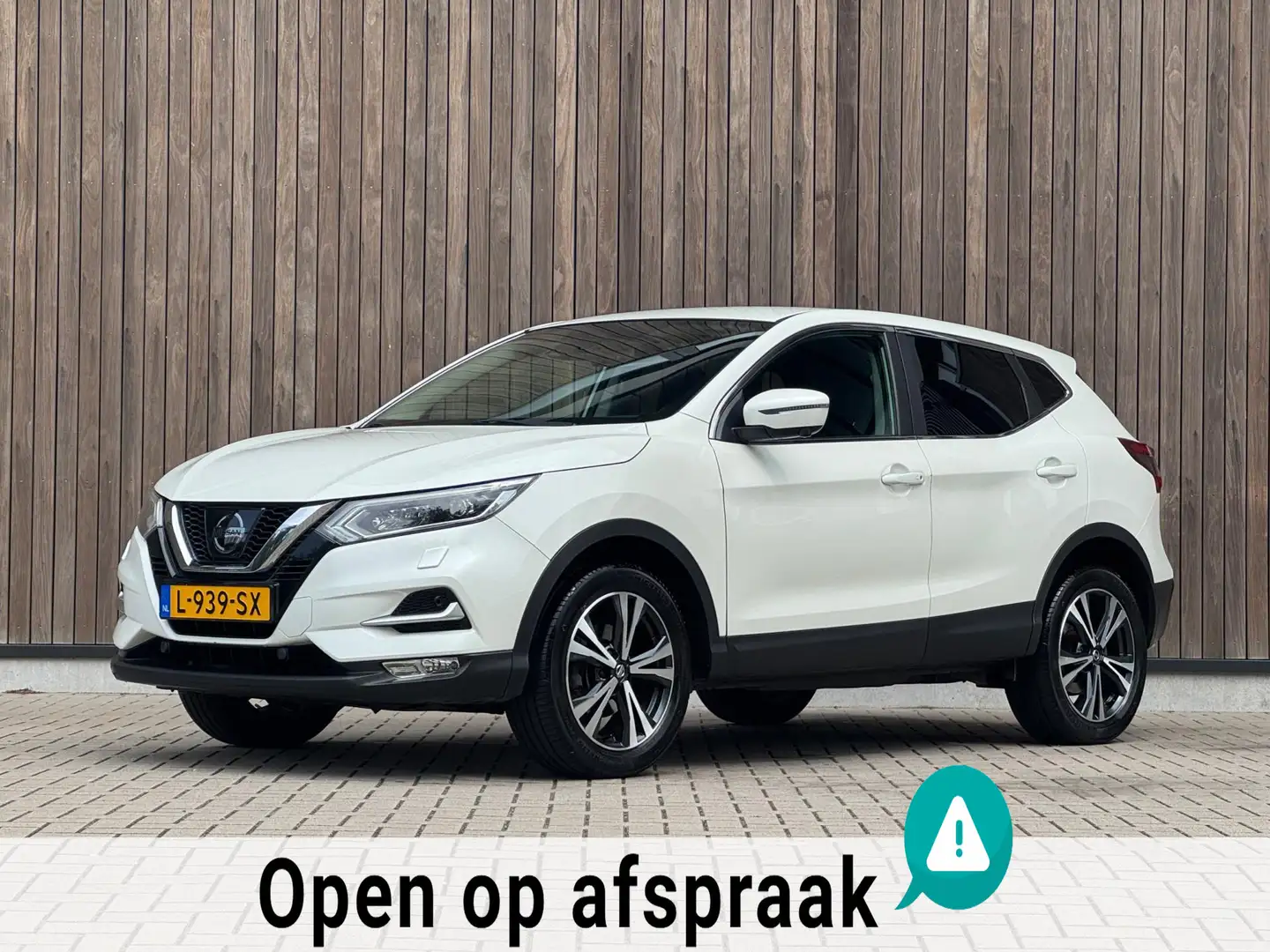 Nissan Qashqai 1.6 N-Connecta |Trekhaak|Navi|360 Camera| Weiß - 1