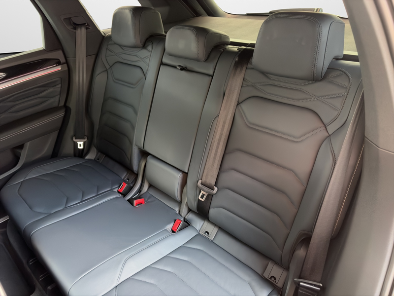 Volkswagen Touareg 3.0 V6 TDI 4M R-Line Final Edition — photo 11