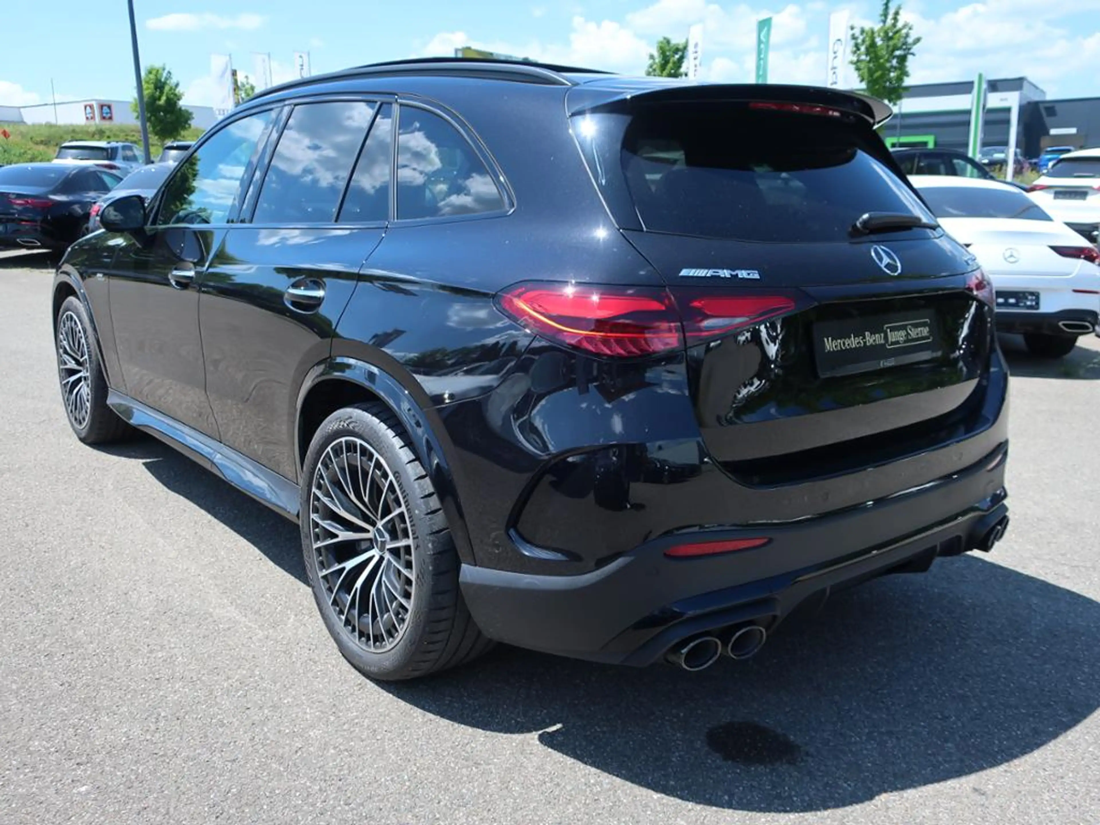 Mercedes-Benz GLC 43 AMG 4M AMG PANO AHK HUD DISTR 360° NIGHT — photo 11