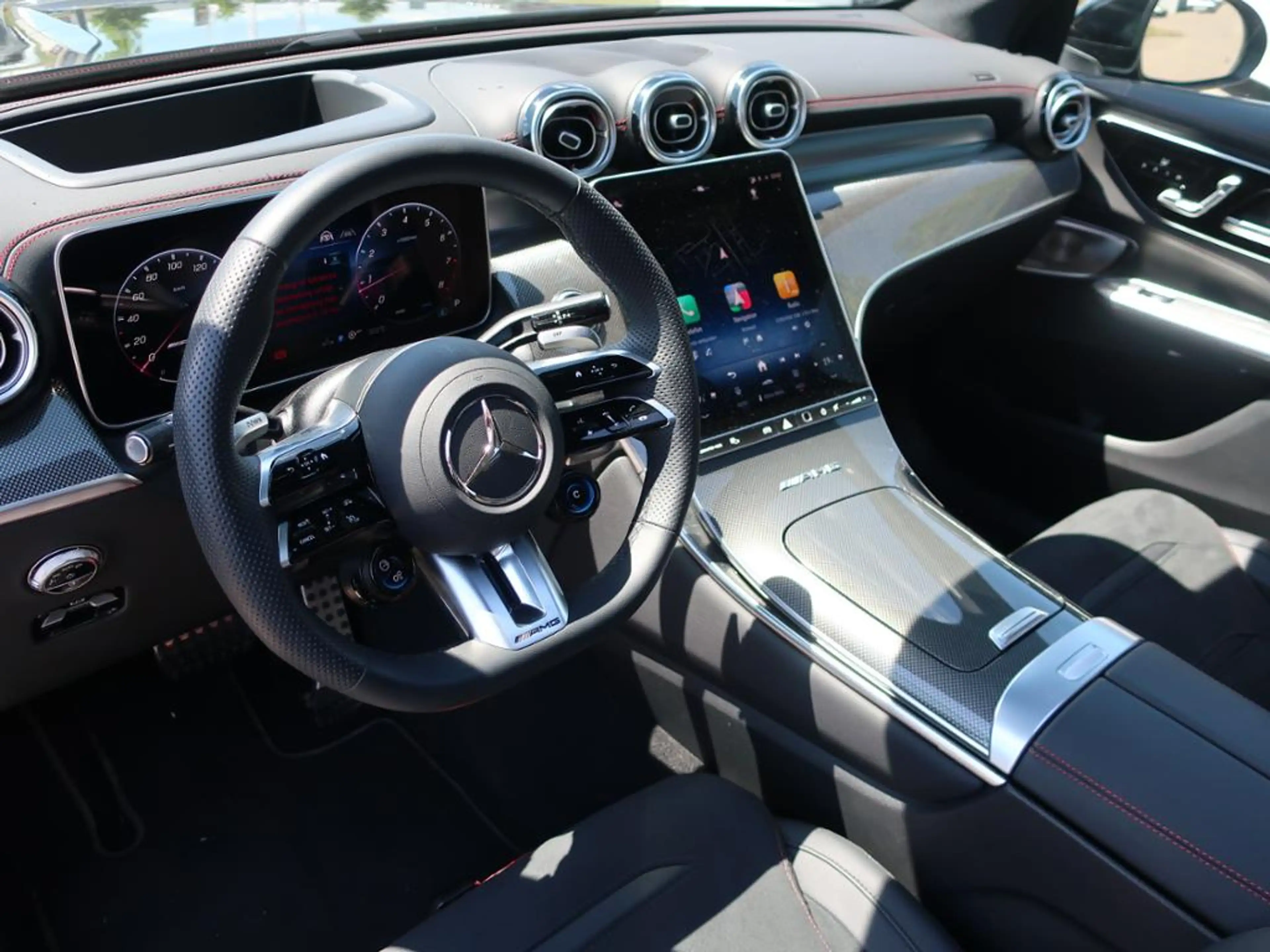Mercedes-Benz GLC 43 AMG 4M AMG PANO AHK HUD DISTR 360° NIGHT — photo 6