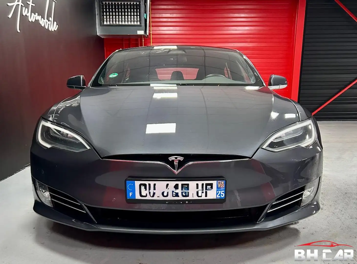 Tesla Model S 75 Grau - 2
