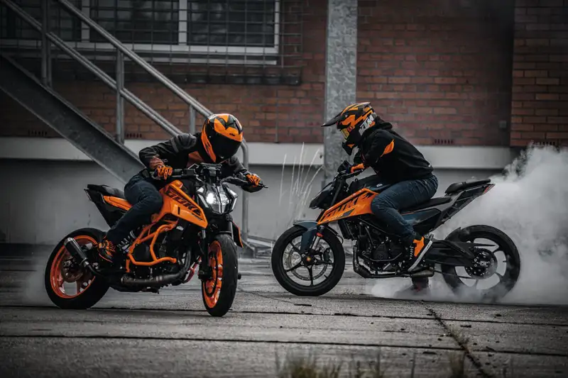 KTM 390 Duke - foto 7