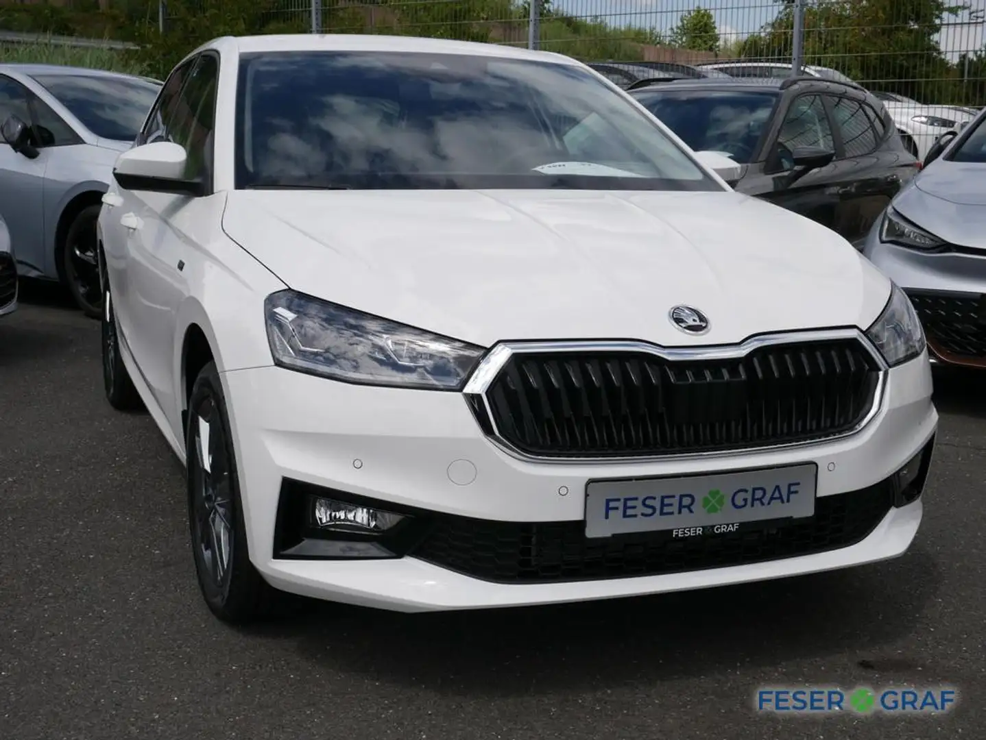 Skoda Fabia TOUR 1,0 TSI DSG SHZ, LHZ, TEMPOMAT, KESSY Weiß - 2