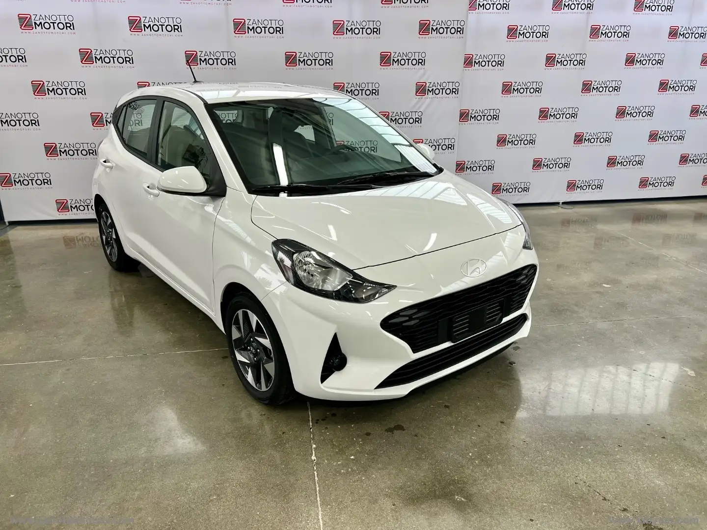 Hyundai i10 1.0 GPL Connectline DIVERSI COLORI Bianco - 2