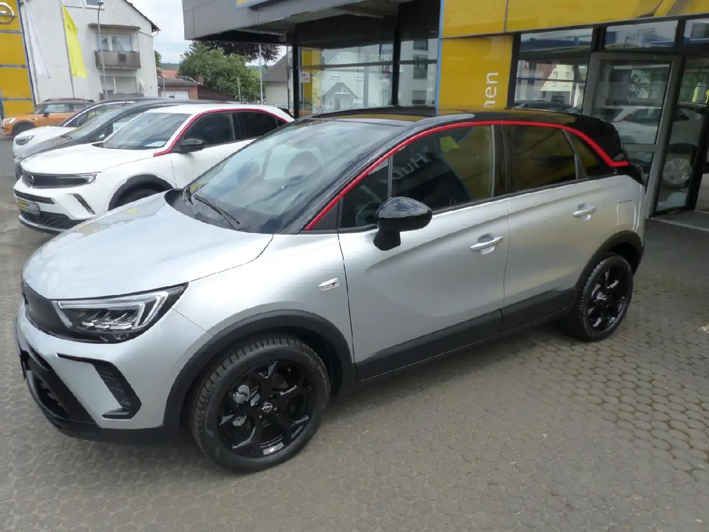 Opel Crossland X GS Line Grau - 2