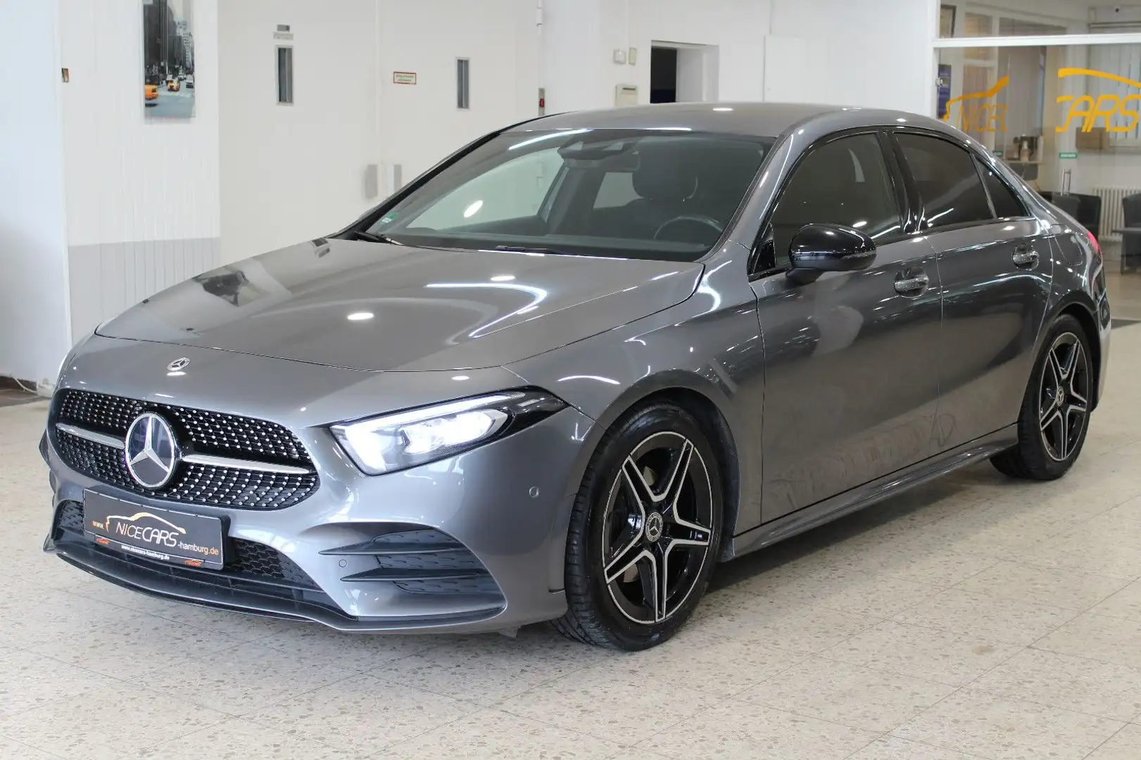 Mercedes-Benz A 200 "Lim."AMG-LINE"Widescreen"Ambiente"NightPak Grey - 2