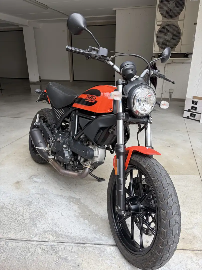 Ducati Scrambler Sixtytwo Portocaliu - 1