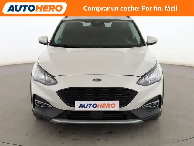 Ford Focus view 9