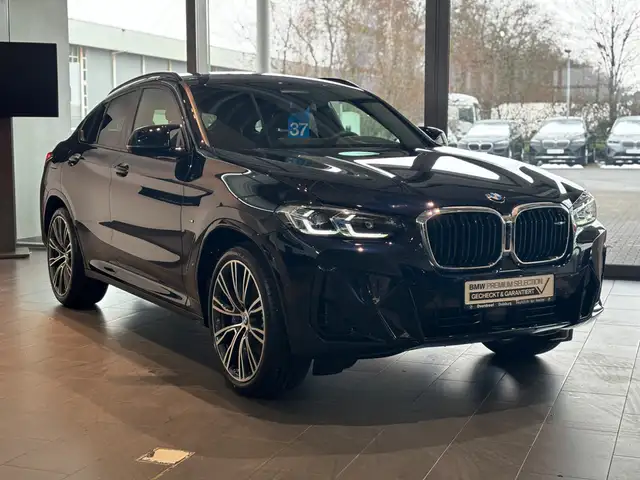 BMW X4 view 14