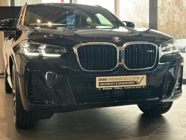 BMW X4 view 15