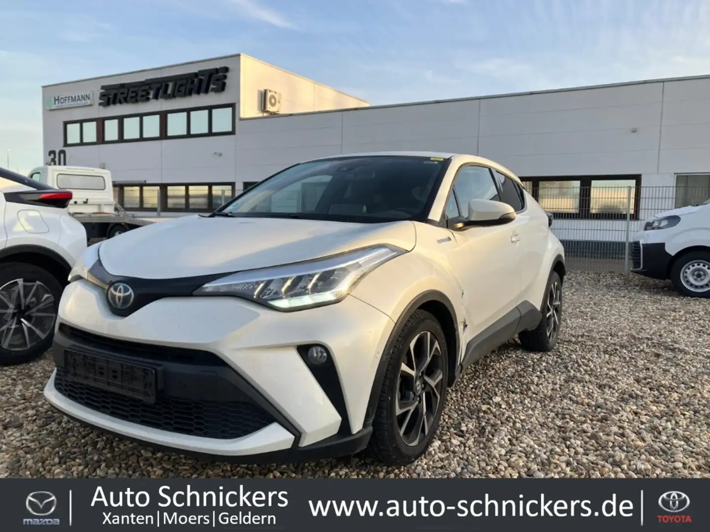 Toyota C-HR Hybrid Team D+SEITENSCHADEN TÜRE VORNE LINKS Weiß - 1