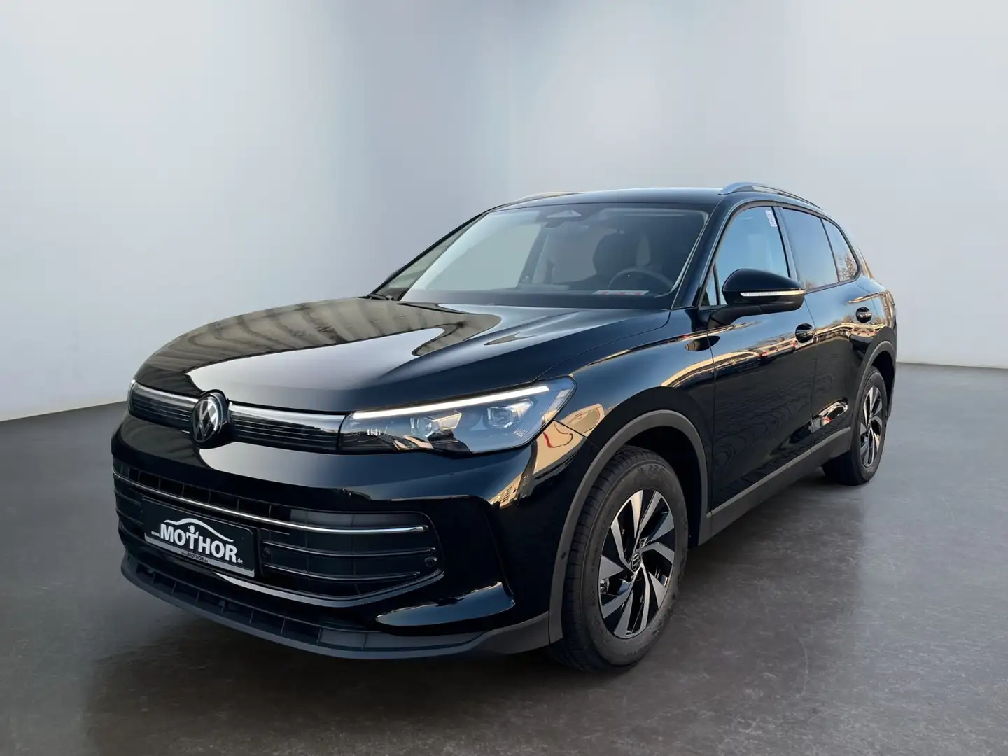 Volkswagen Tiguan Life 1.5 eTSI DSG Heckklappe elektr. Schwarz - 2