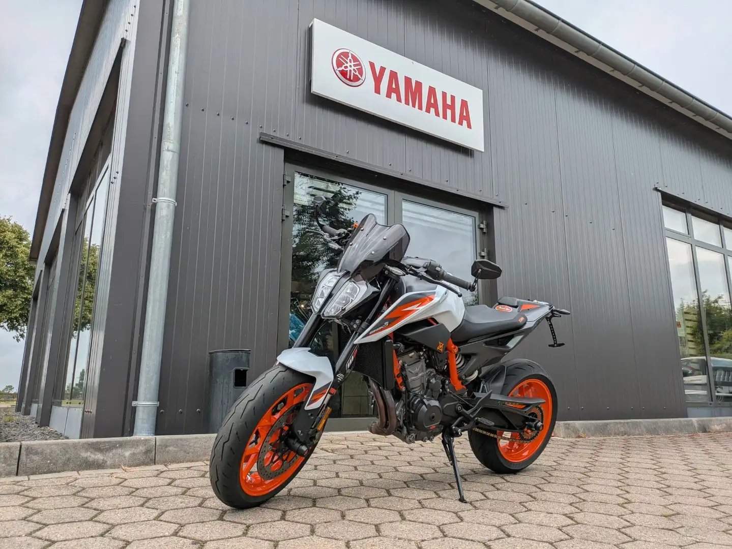 KTM 890 Duke R Techpack + viel Zubehör Naranja - 1
