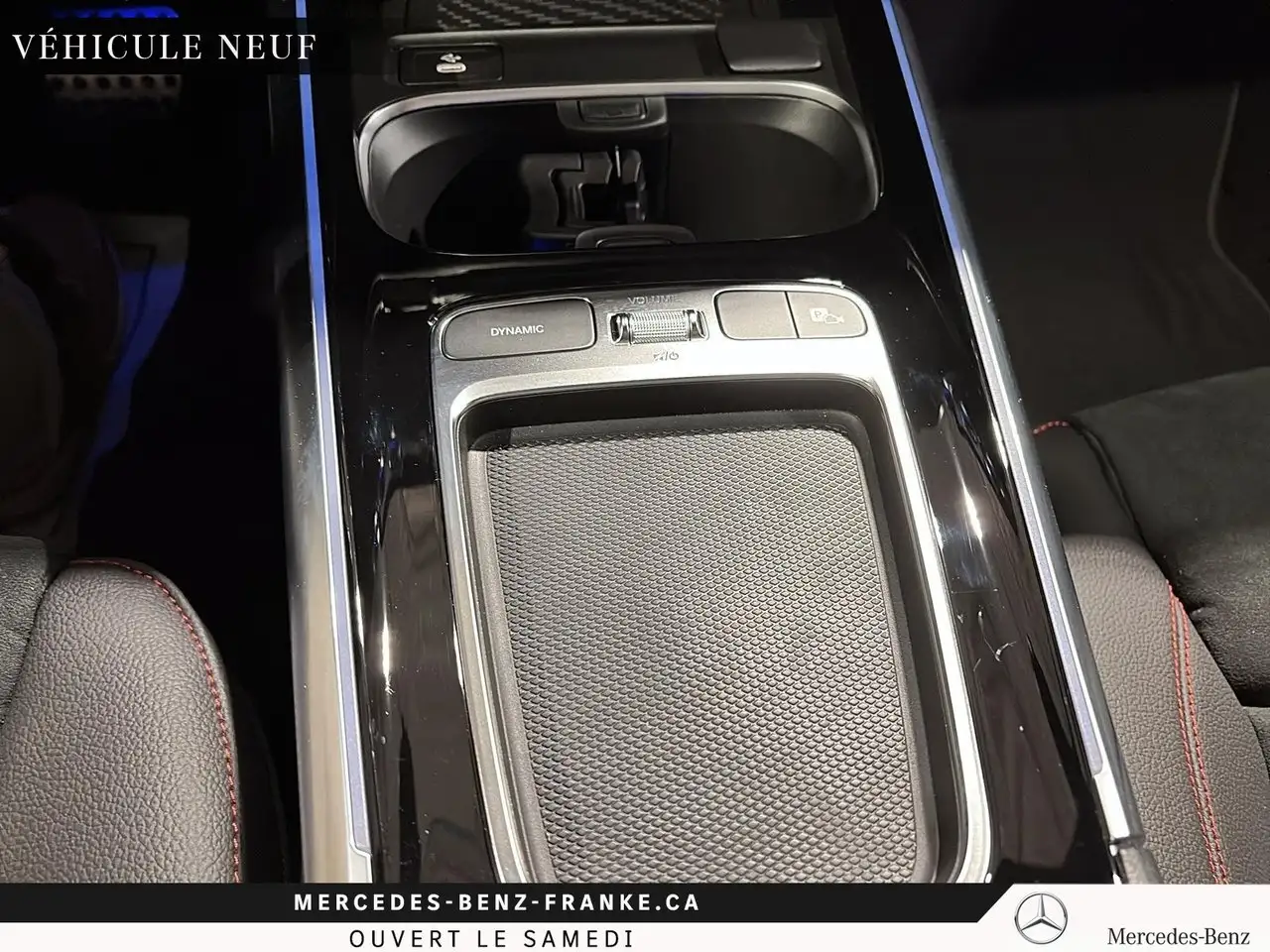 Mercedes-Benz GLA снимка Mercedes-Benz GLA