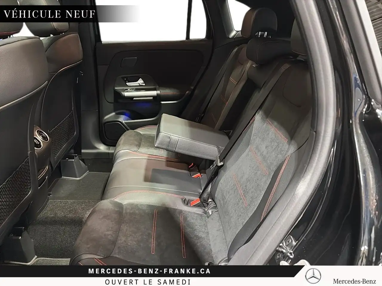 Mercedes-Benz GLA снимка Mercedes-Benz GLA