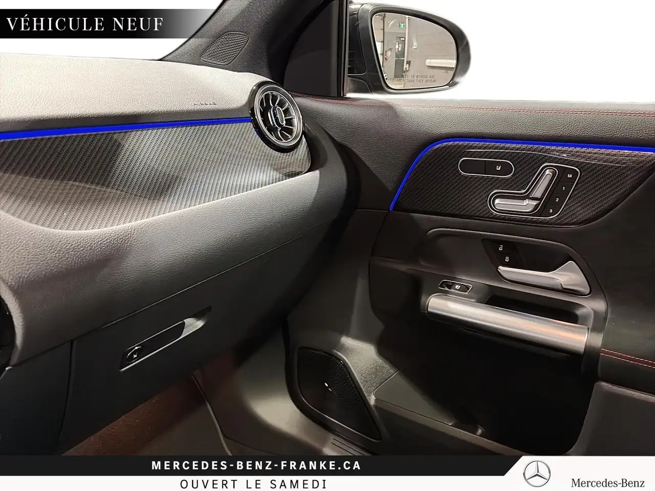 Mercedes-Benz GLA снимка Mercedes-Benz GLA