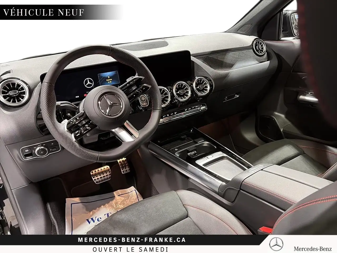 Mercedes-Benz GLA снимка Mercedes-Benz GLA