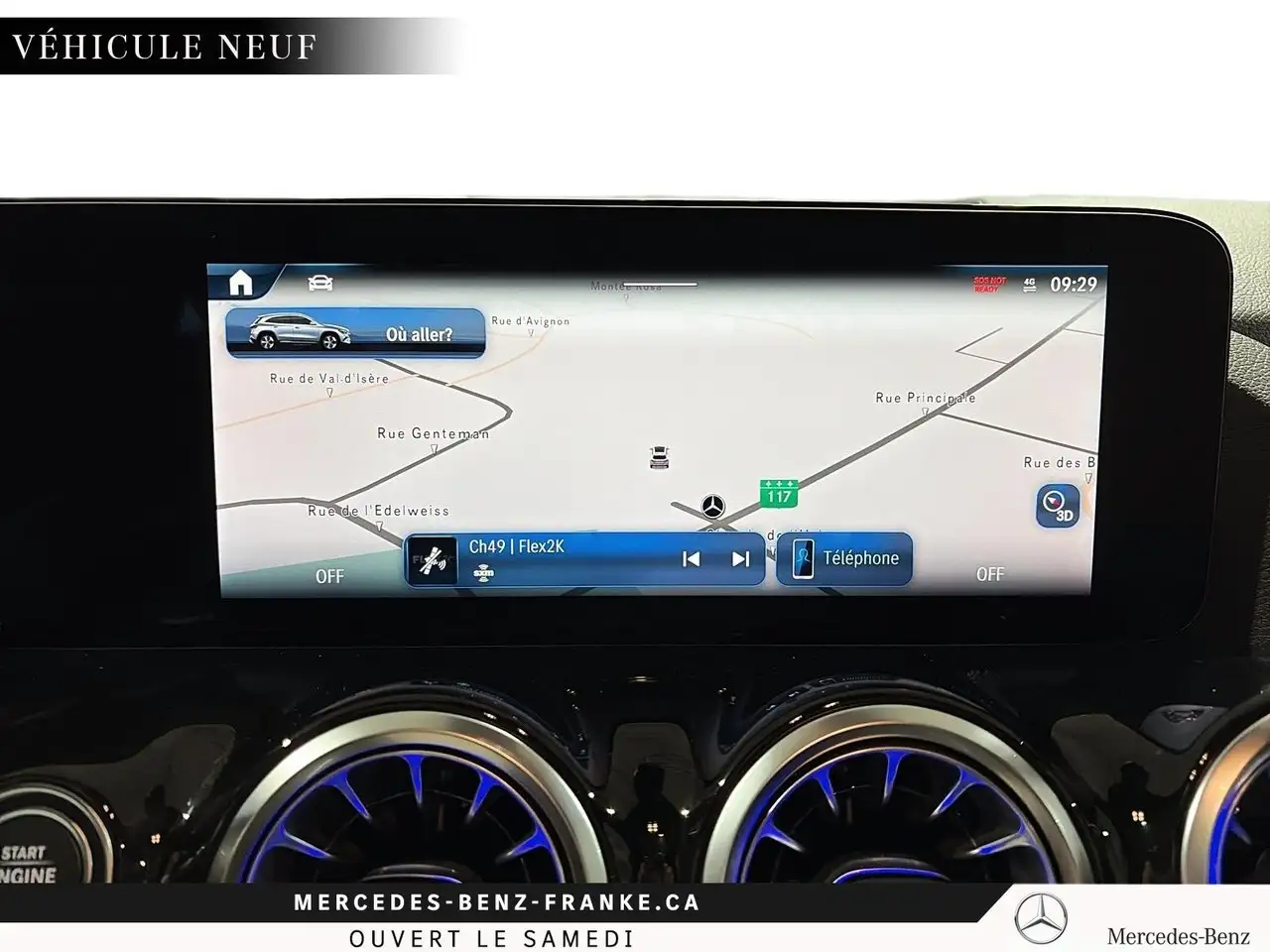 Mercedes-Benz GLA снимка Mercedes-Benz GLA