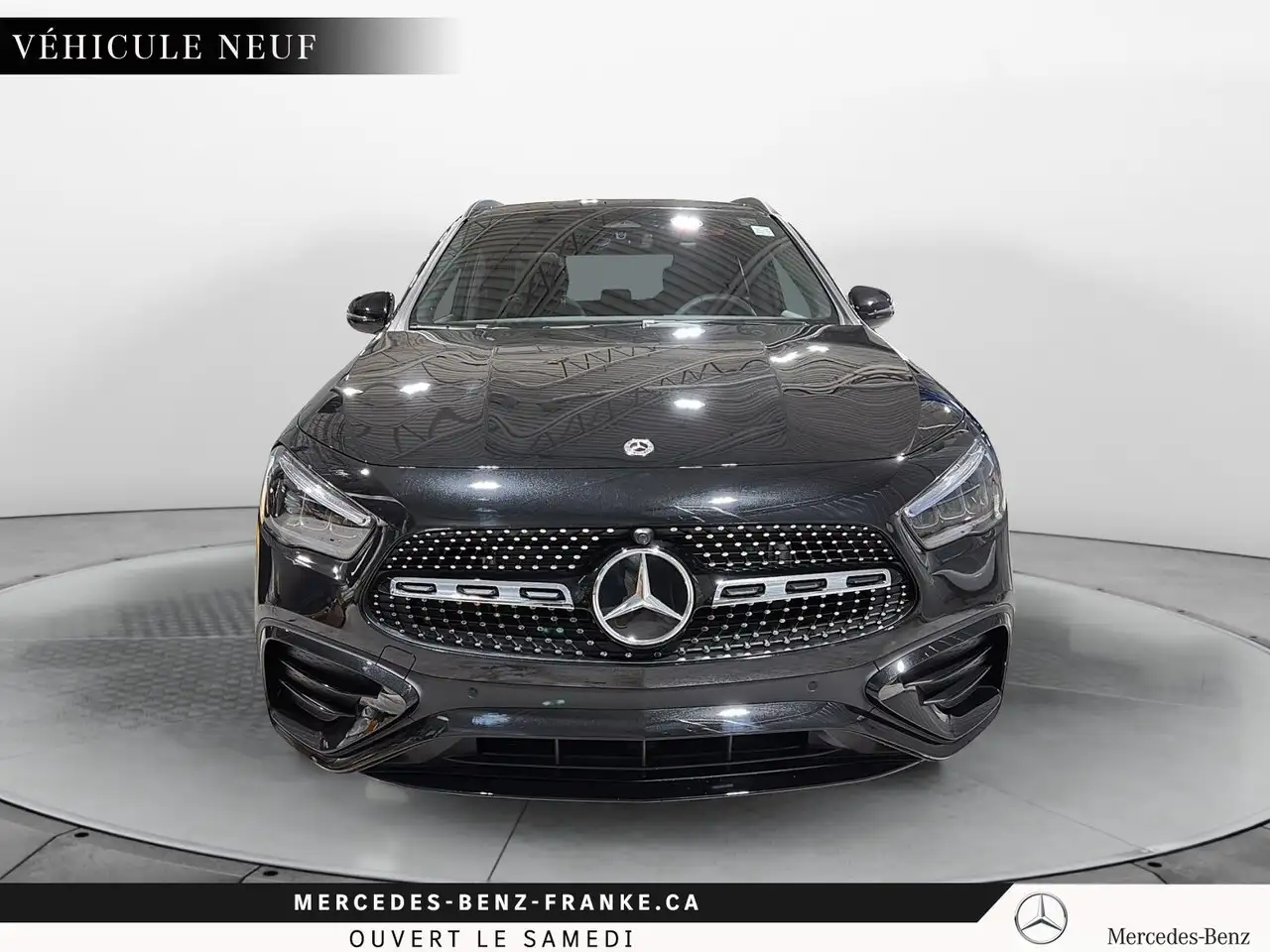 Mercedes-Benz GLA снимка Mercedes-Benz GLA