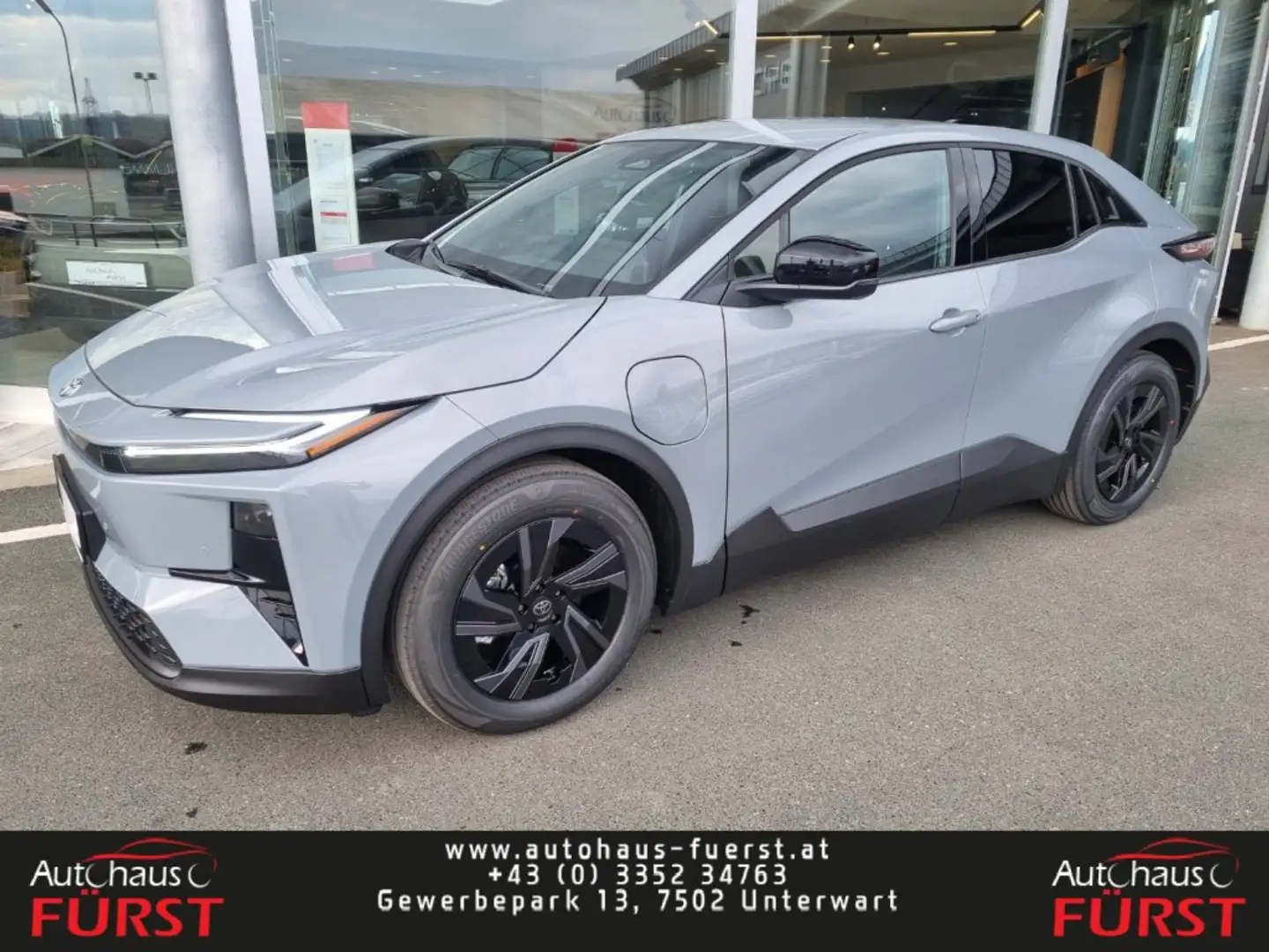 Toyota C-HR+ +  BEV 1  4x2 Teamplayer ECV Grau - 1