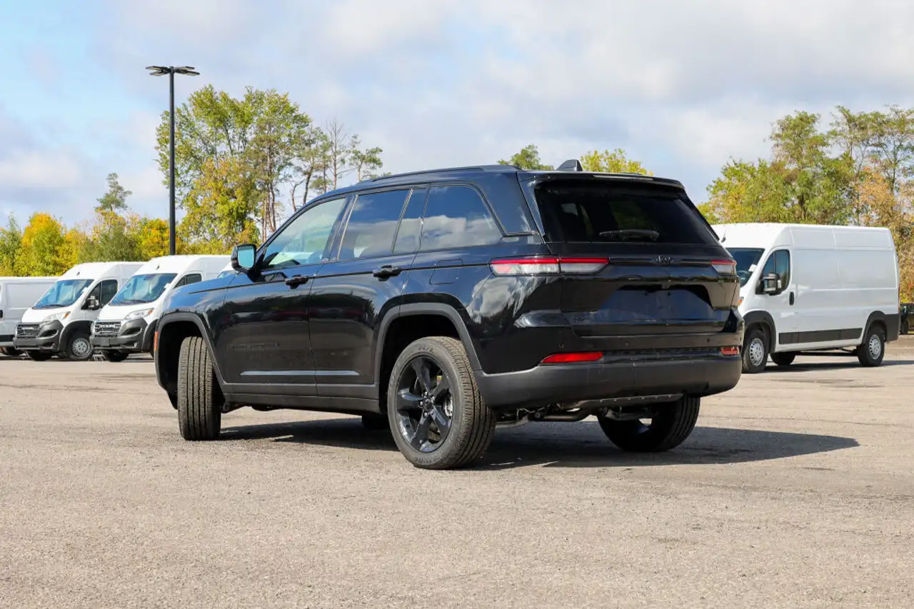 Jeep Grand Cherokee fotografie Jeep Grand Cherokee