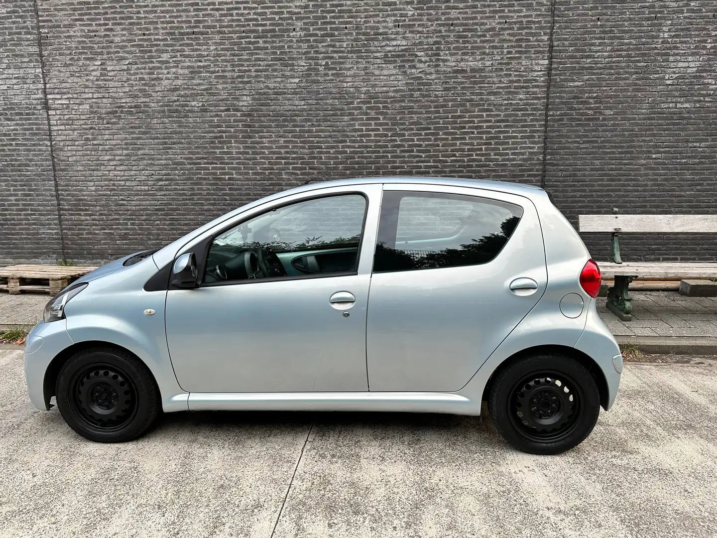 Toyota Aygo Aygo 1.0i VVT-i Plus - 2