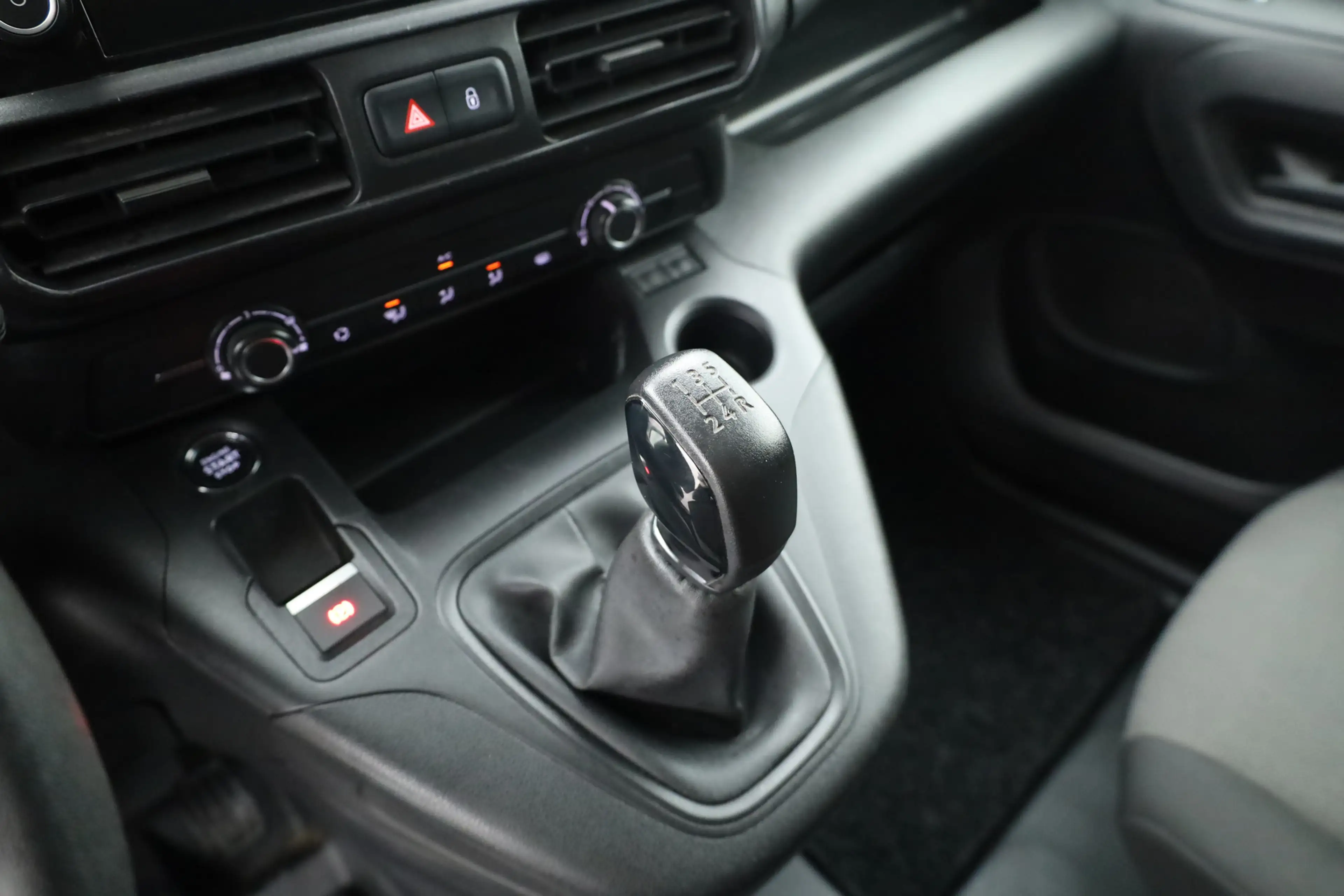 Peugeot Partner 1.5 BlueHDI Premium | Navi | Cruise | Multistuur — photo 6