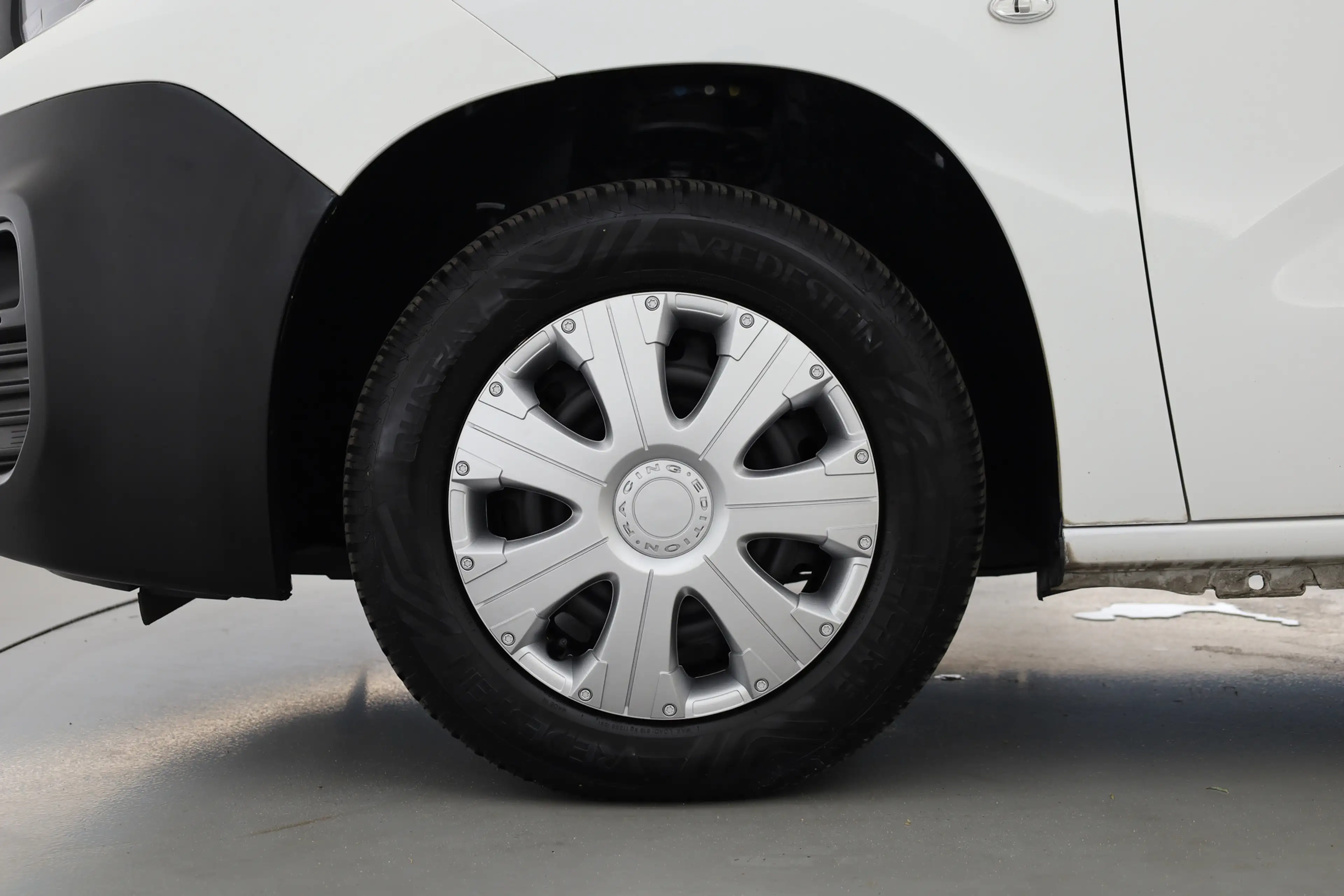 Peugeot Partner 1.5 BlueHDI Premium | Navi | Cruise | Multistuur — photo 34