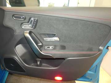 Bild 28 Mercedes-Benz CLA 200 SB, AMG Line Edition, STDHZ., AHK, Burm., Memory.