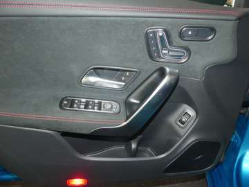 Bild 4 Mercedes-Benz CLA 200 SB, AMG Line Edition, STDHZ., AHK, Burm., Memory.