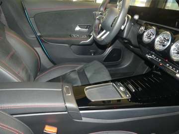 Bild 24 Mercedes-Benz CLA 200 SB, AMG Line Edition, STDHZ., AHK, Burm., Memory.