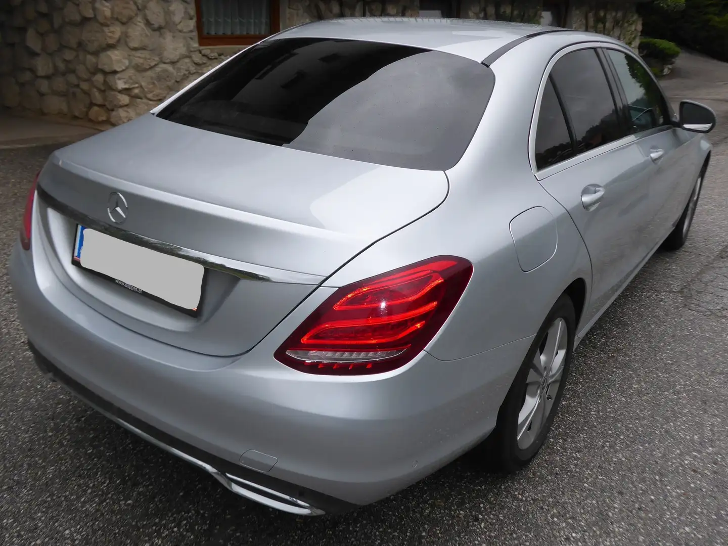 Mercedes-Benz C 180 C 180d Avantgarde, Automatic, Navi,LED, Tempomat, Einparkhilfe-selbstlenkend, Abstandswarner, Klimaautomatic, Sitzheizung Silber - 2