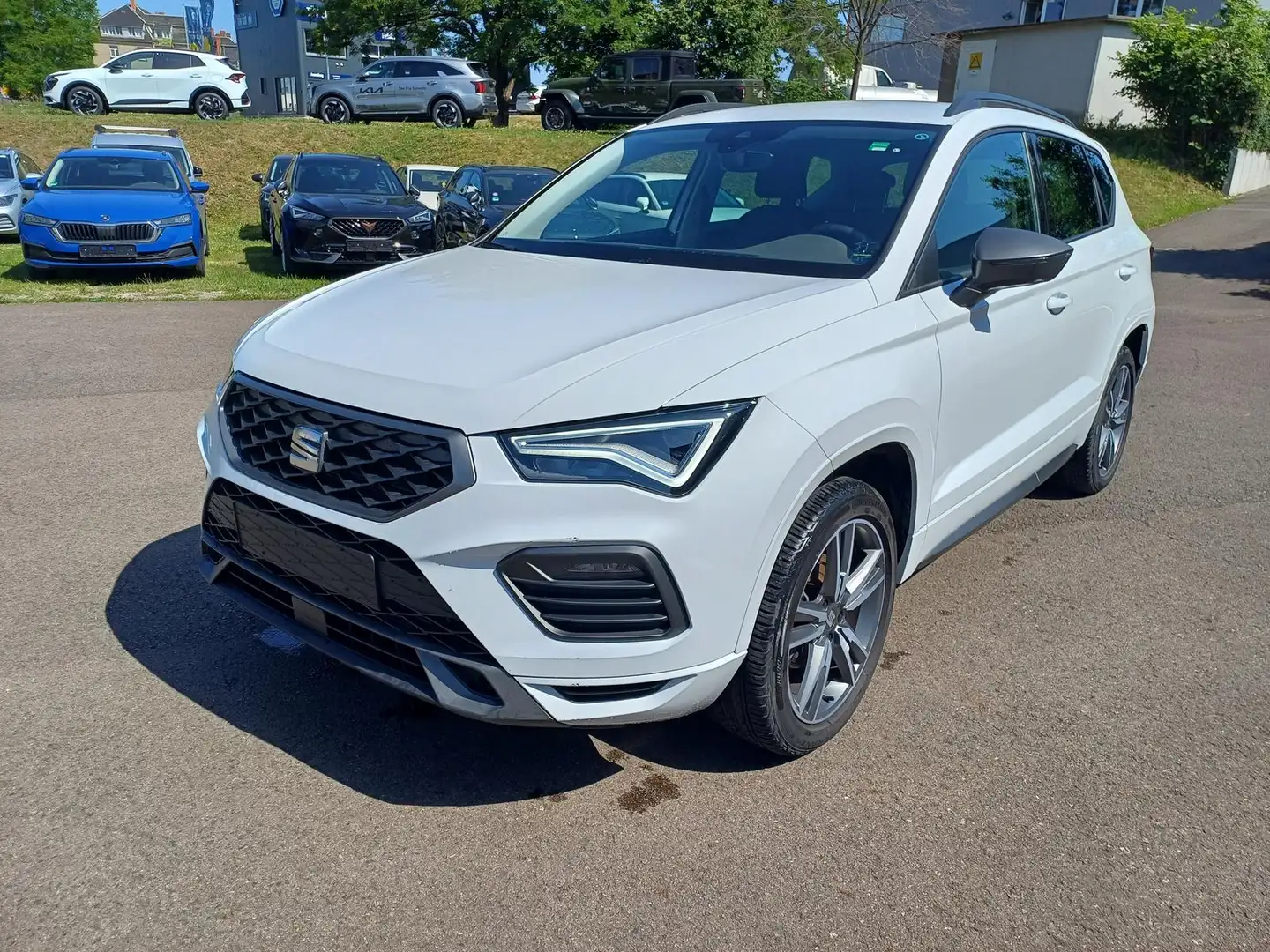 SEAT Ateca 1.5 TSI DSG FR LED|Navi|virt.Cock.|ACC Weiß - 2