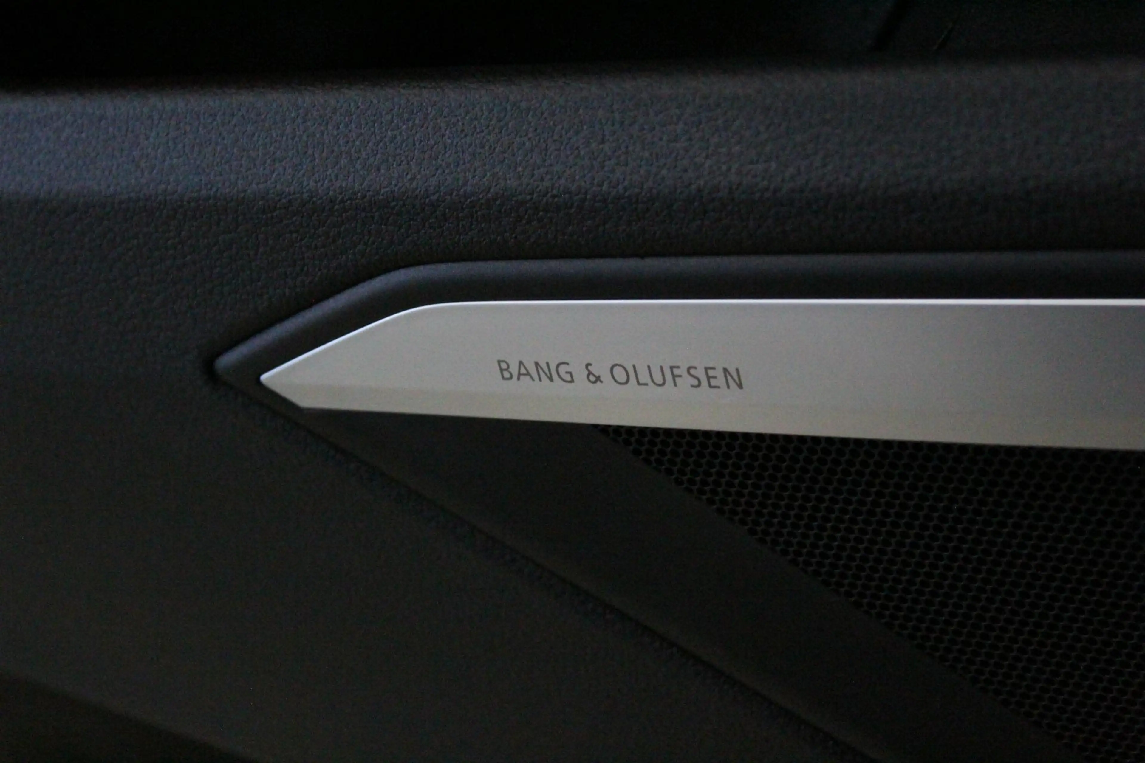 Audi e-tron Sportback 50 quattro S edition 71 kWh | B&O/AUDIO — photo 16