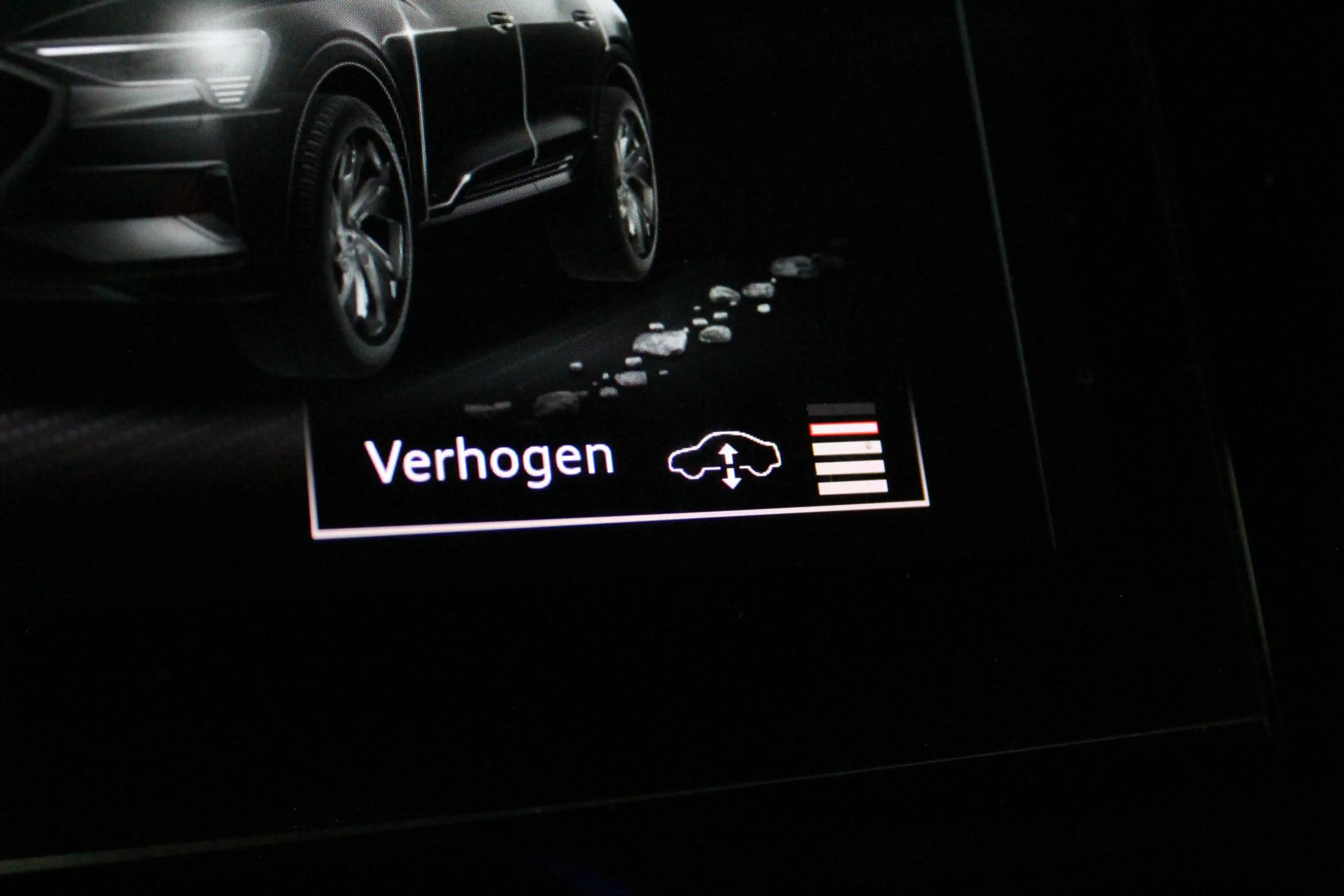 Audi e-tron Sportback 50 quattro S edition 71 kWh | B&O/AUDIO — photo 35