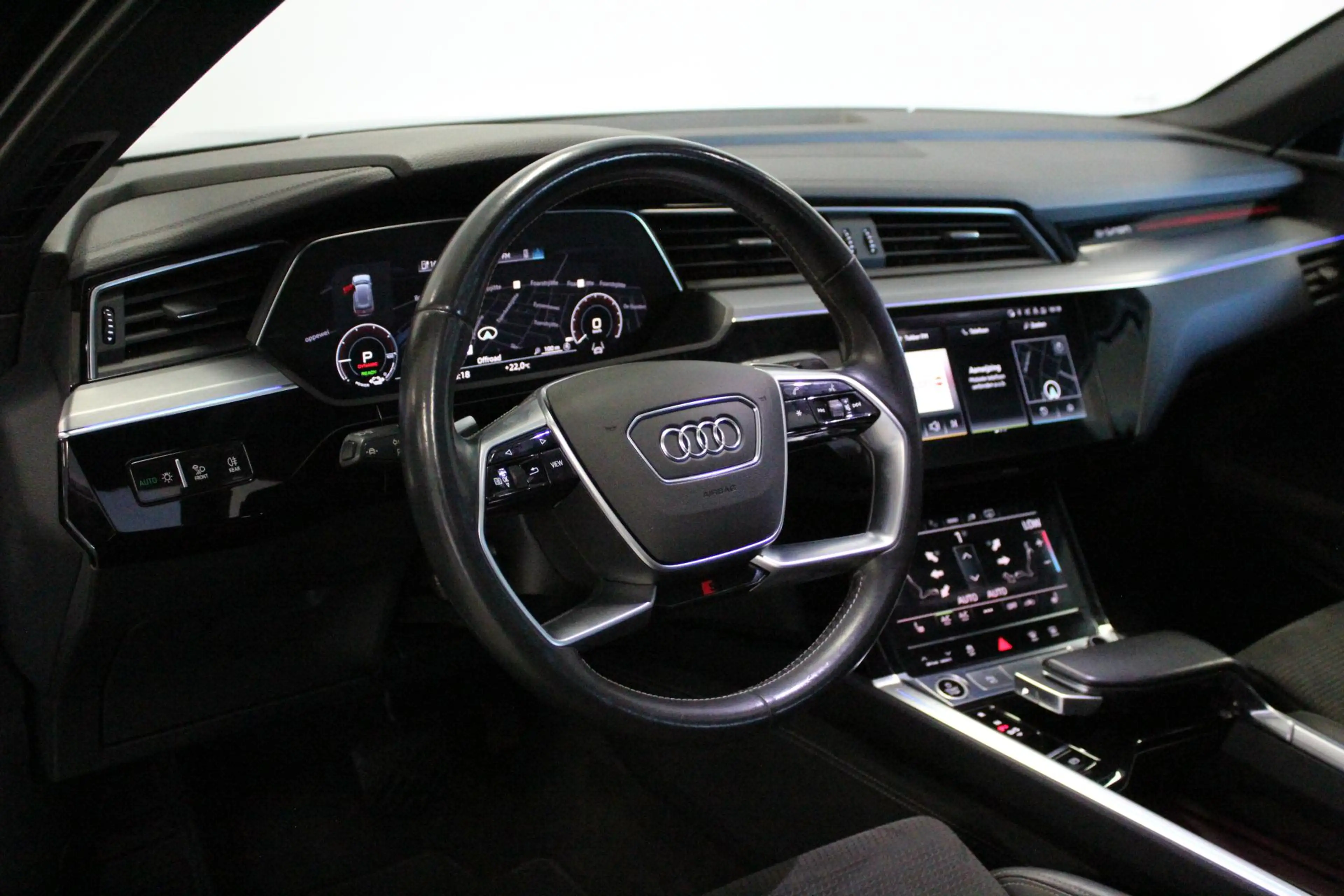 Audi e-tron Sportback 50 quattro S edition 71 kWh | B&O/AUDIO — photo 9