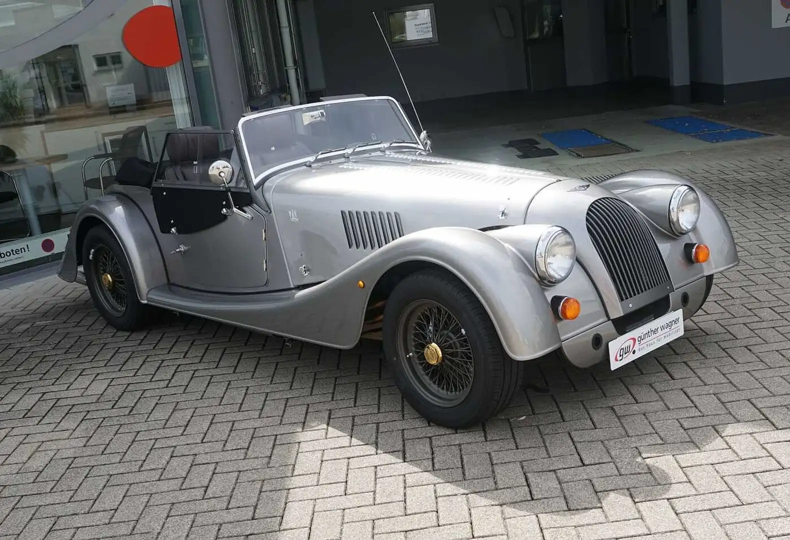 Morgan Plus 4 PLUS 4 '70th ANNIVERSARY EDITION' Gri - 2