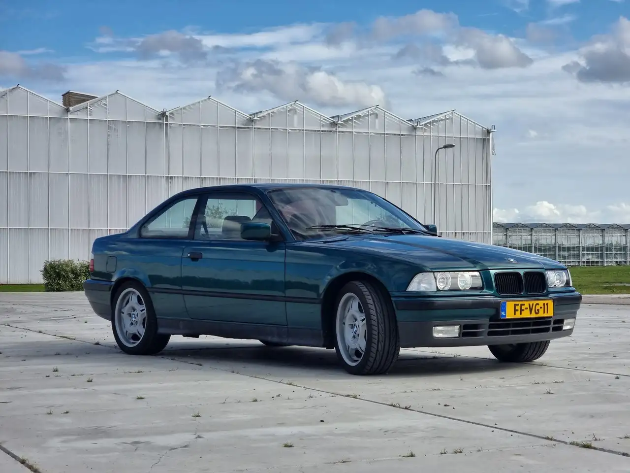 BMW 320i, foto 7