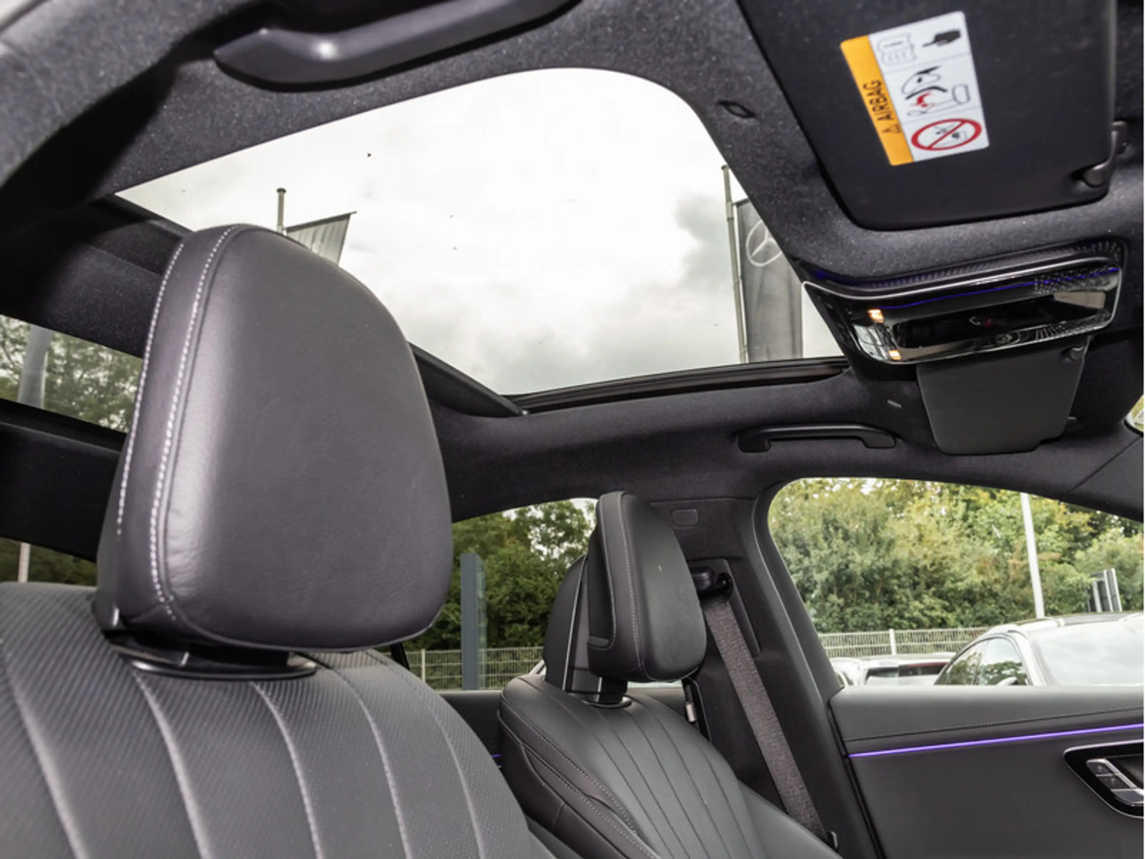 Mercedes-Benz E 450 d 4M AMG-Sport/Super/Pano/Burm/HUD/Night — photo 11