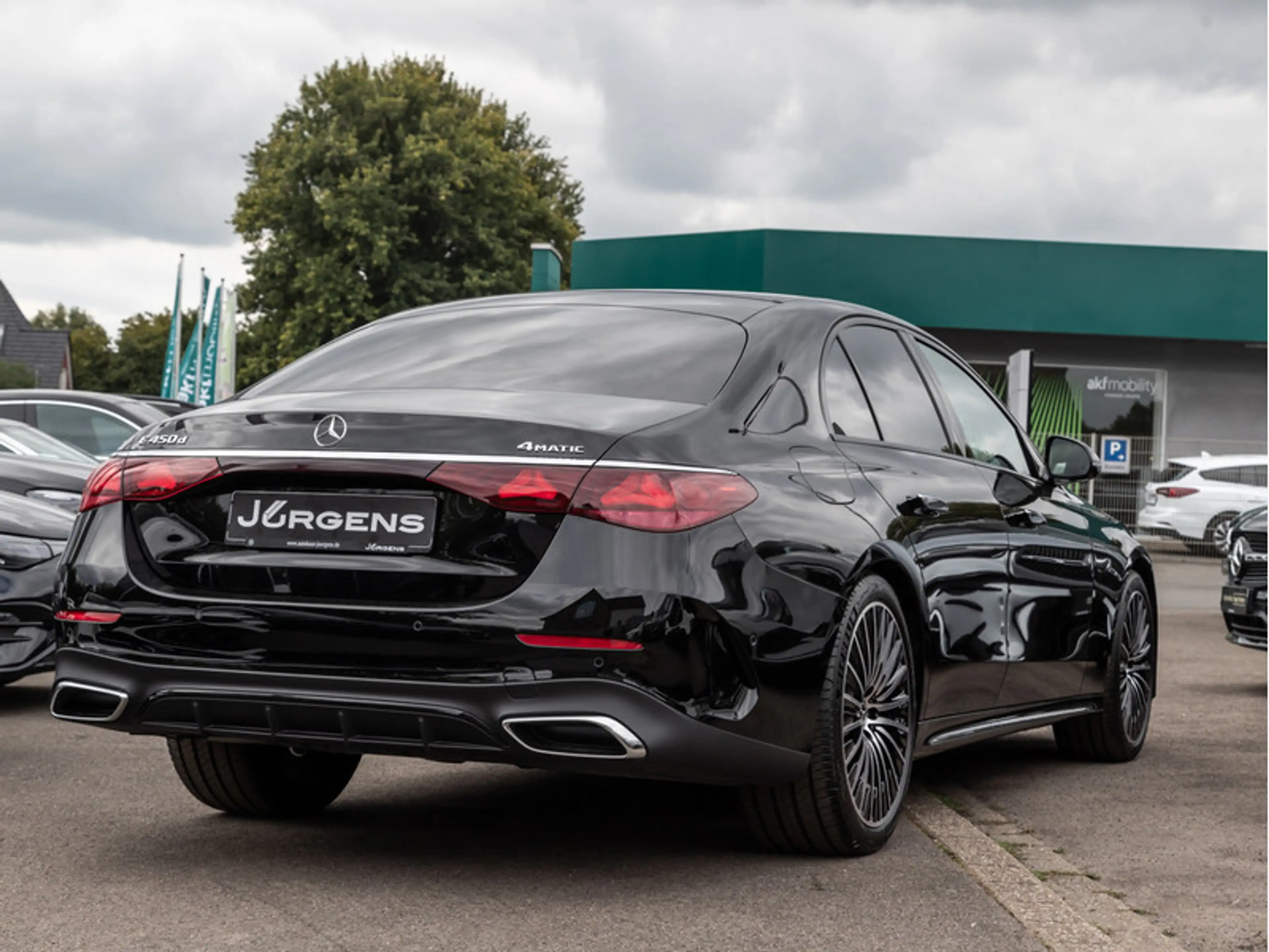 Mercedes-Benz E 450 d 4M AMG-Sport/Super/Pano/Burm/HUD/Night — photo 4