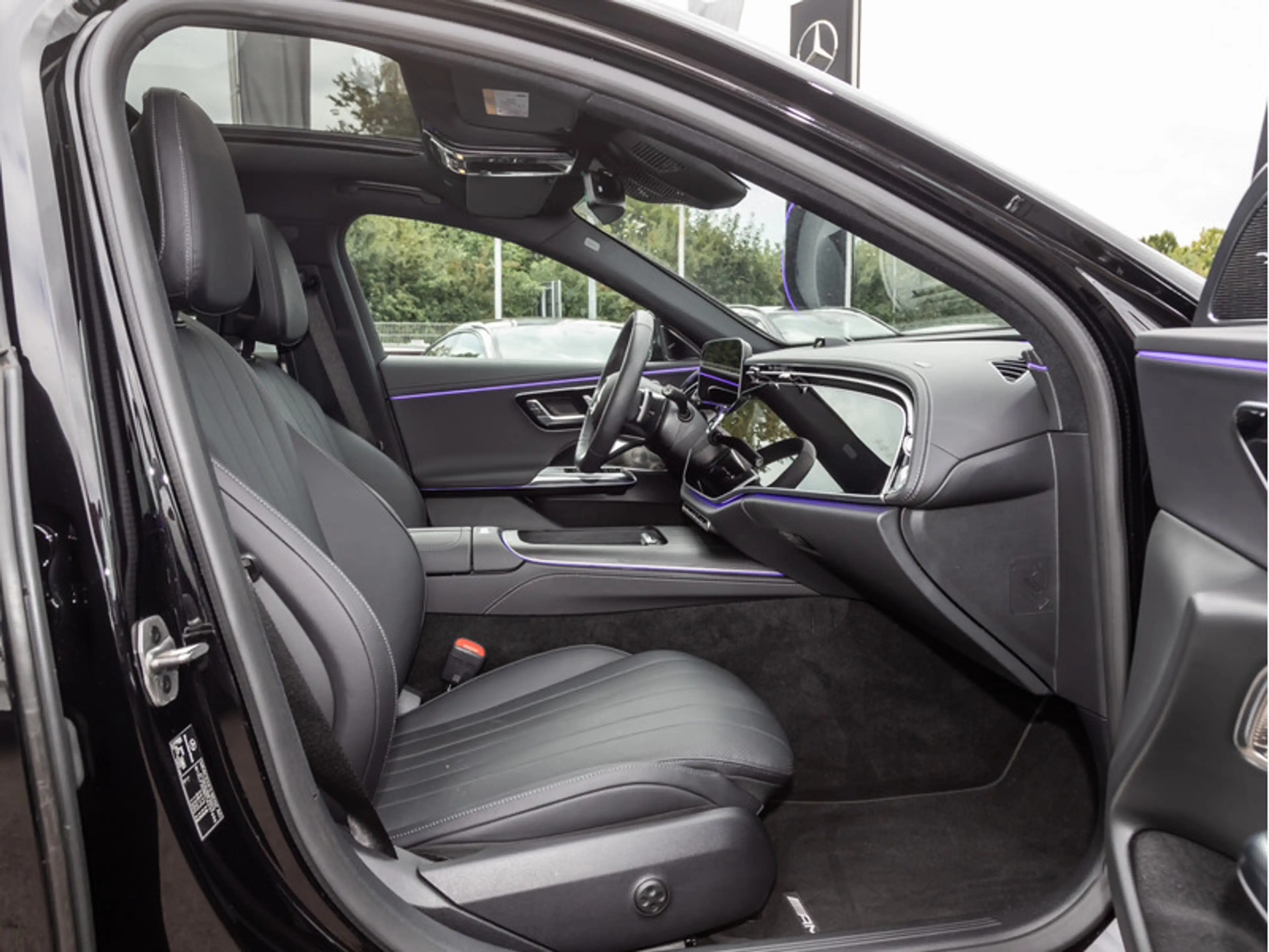 Mercedes-Benz E 450 d 4M AMG-Sport/Super/Pano/Burm/HUD/Night — photo 9