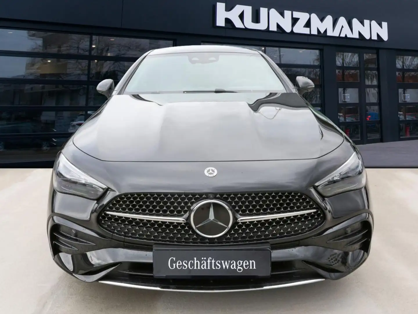 Mercedes-Benz CLE 220 d Coupé AMG MBUX Panorama Distronic 360° Schwarz - 2